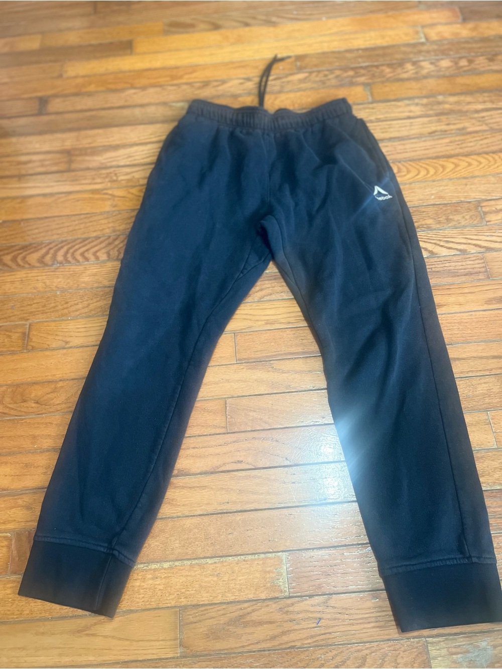Reebok men  Black Jogger Sweatpants with Logo